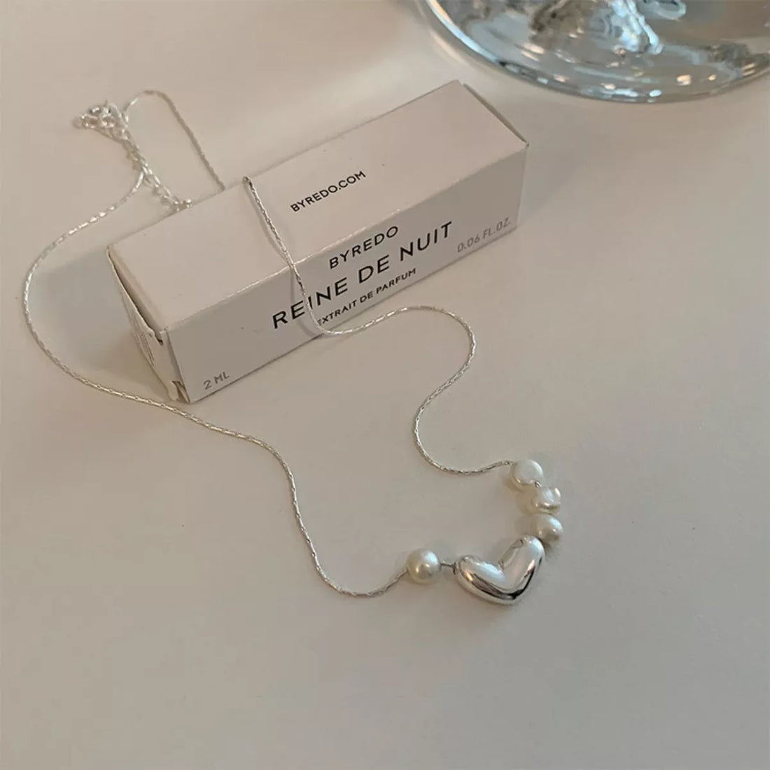Psychological, Social, and Cultural Dimensions of Women’s Necklaces: An In-Depth Exploration of Emotion, Identity, and Personal Adornment