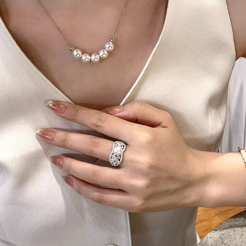 The Daily Signatures: How Modern Women Choose, Wear, and Define Personal Style Through Necklaces